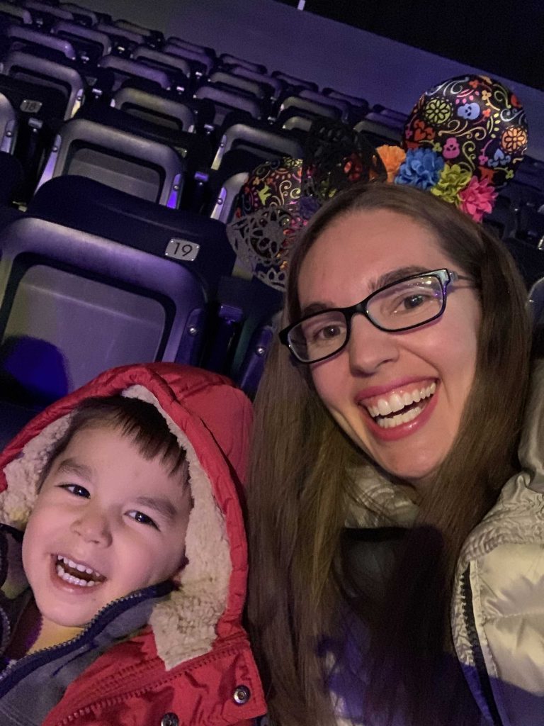 Disney on Ice: Mickey's Search Party show featured by top US Disney blogger, Marcie and the Mouse | Quick selfie before Disney on Ice: Mickey's Search Party