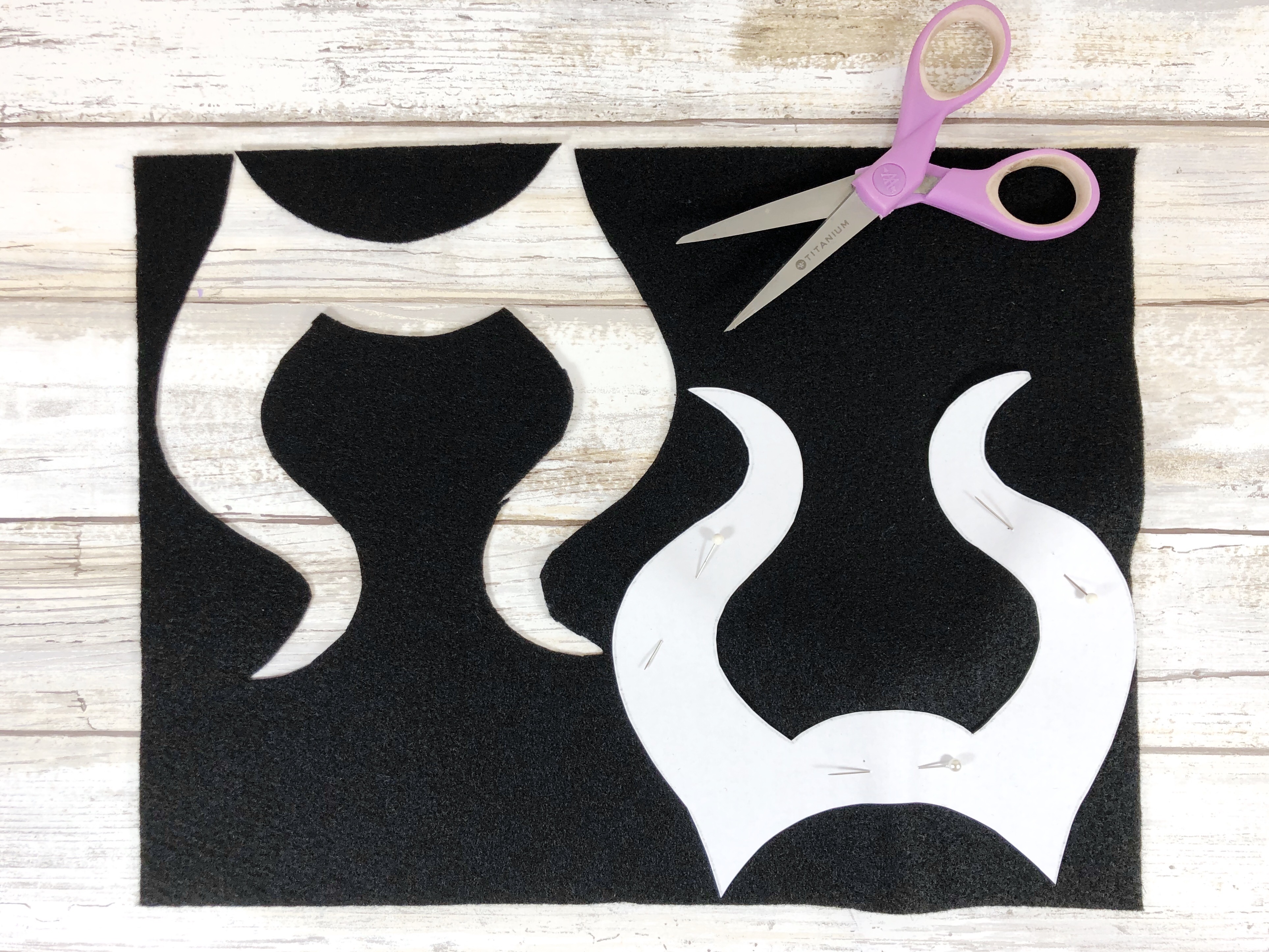 DIY Maleficent headband tutorial featured by top US Disney blogger, Marcie and the Mouse |